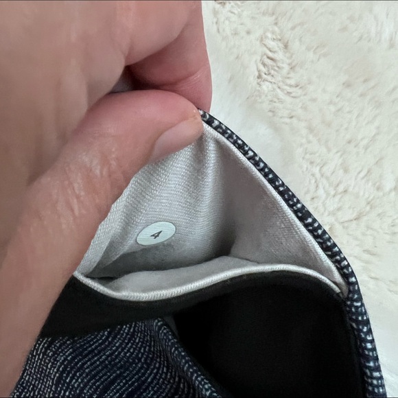 Lululemon Wunder Under Burlap Texture Cropped Leggings Size 4 - Picture 11 of 16